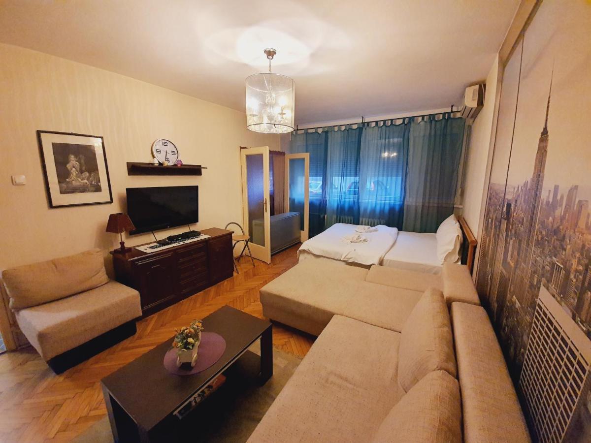 Central Park Studio Apartamento Belgrado Exterior foto